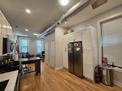 1415 West Erie Street Chicago IL 60642