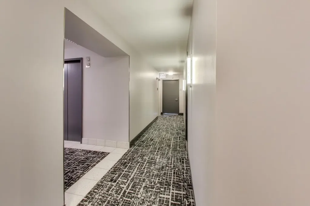 2 East Erie Street Chicago IL 60611
