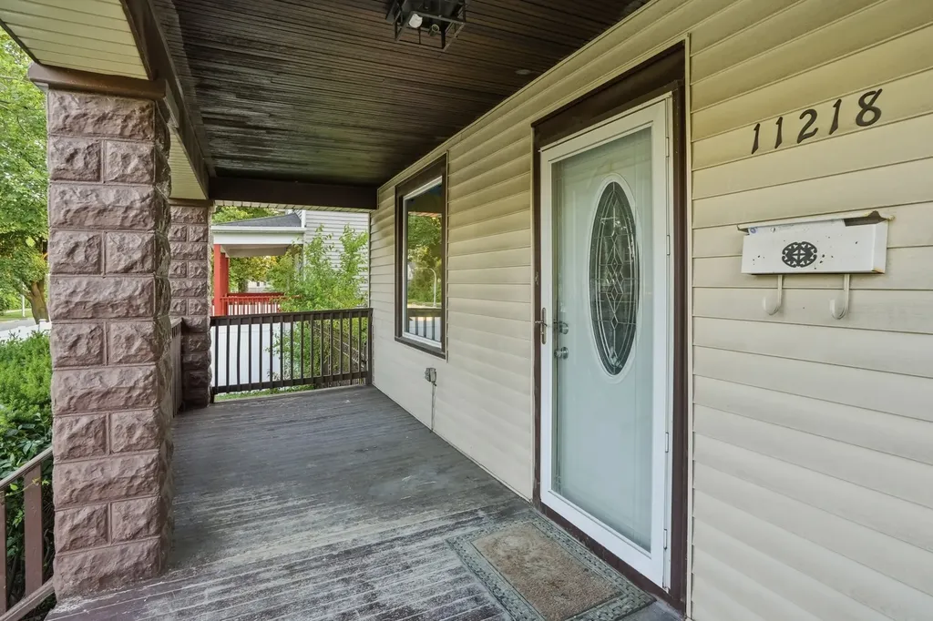 11218 South Hermosa Avenue Chicago IL 60643
