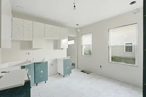 11218 South Hermosa Avenue Chicago IL 60643