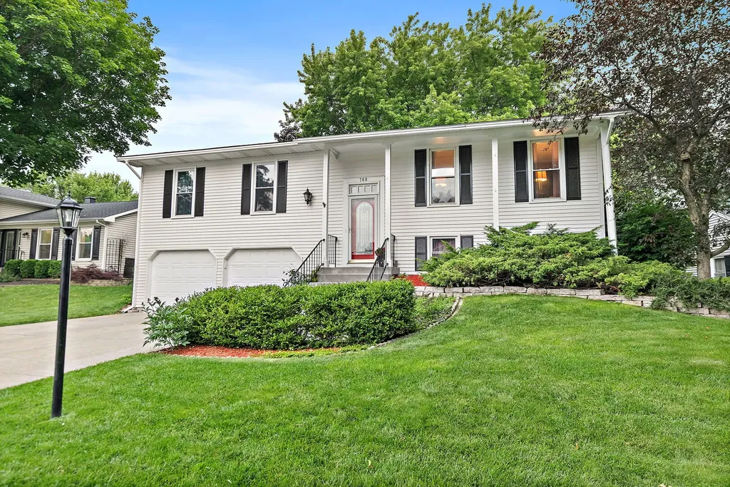 768 Merrimac Street Cary IL 60013