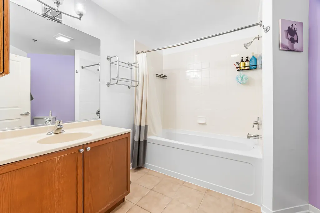 437 West Division Street Chicago IL 60610