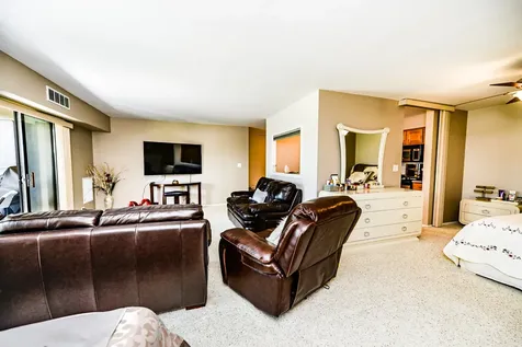 1415 East Central Road Arlington Heights IL 60005