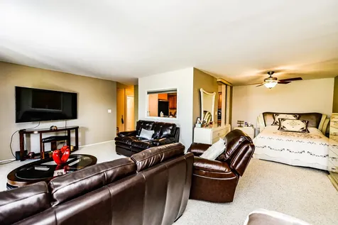1415 East Central Road Arlington Heights IL 60005