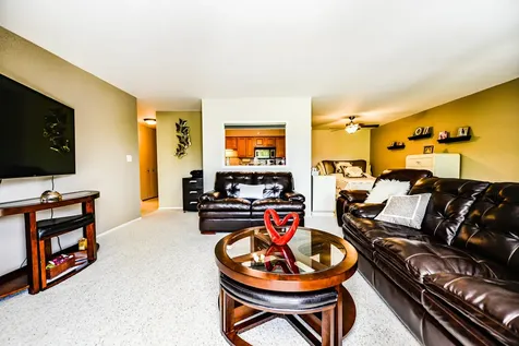 1415 East Central Road Arlington Heights IL 60005