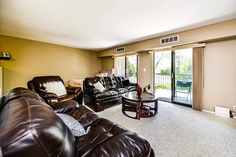 1415 East Central Road Arlington Heights IL 60005