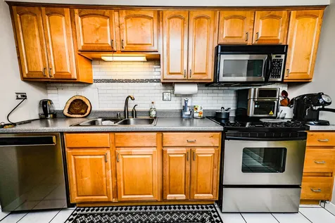 1415 East Central Road Arlington Heights IL 60005