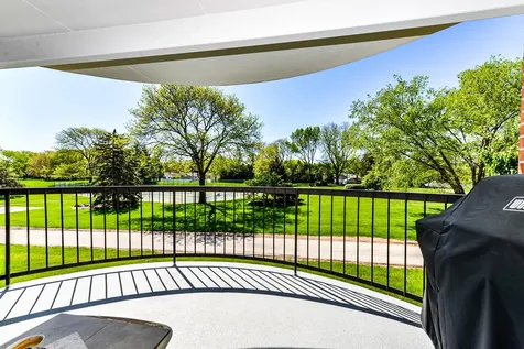 1415 East Central Road Arlington Heights IL 60005