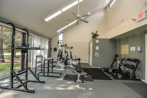 1415 East Central Road Arlington Heights IL 60005