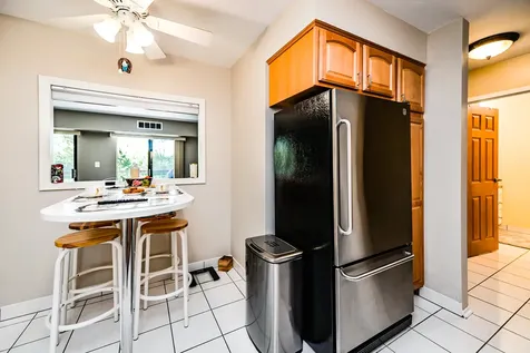 1415 East Central Road Arlington Heights IL 60005