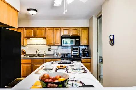 1415 East Central Road Arlington Heights IL 60005