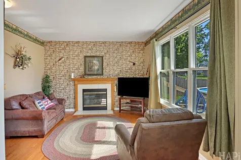 303 Galvin Parkway Harvard IL 60033