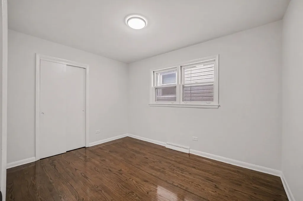 3903 North Neva Avenue Chicago IL 60634