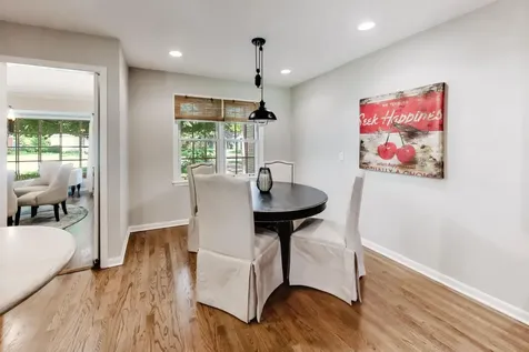 841 Woodbine Lane Northbrook IL 60062