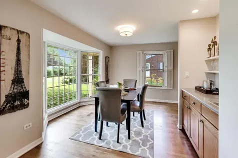 841 Woodbine Lane Northbrook IL 60062