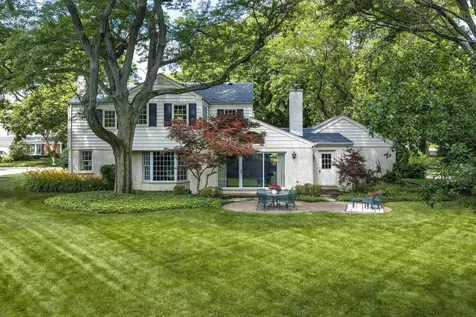 841 Woodbine Lane Northbrook IL 60062