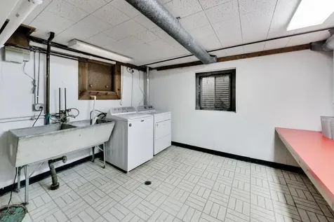 841 Woodbine Lane Northbrook IL 60062