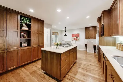 841 Woodbine Lane Northbrook IL 60062