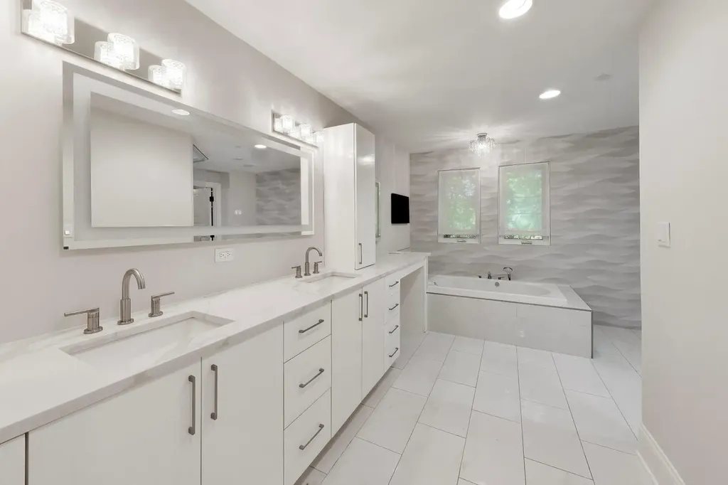 35 Windsor Drive Oak Brook IL 60523