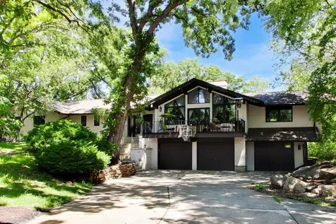 35 Windsor Drive Oak Brook IL 60523
