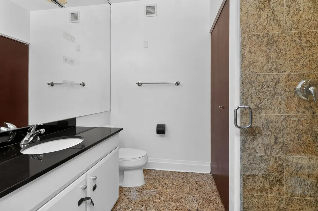 33 West Ontario Street Chicago IL 60654
