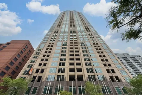 33 West Ontario Street Chicago IL 60654