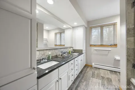 501 Glenwood Trail Elgin IL 60120
