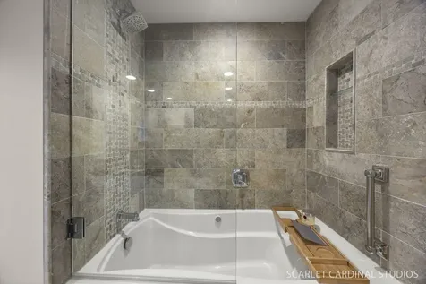 501 Glenwood Trail Elgin IL 60120