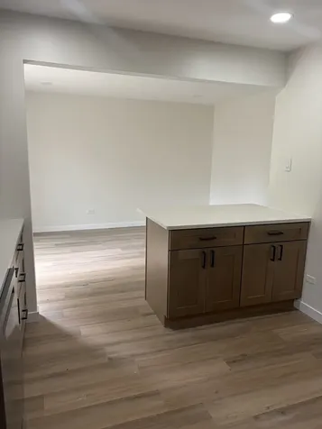 6846 Sussex Road Tinley Park IL 60477