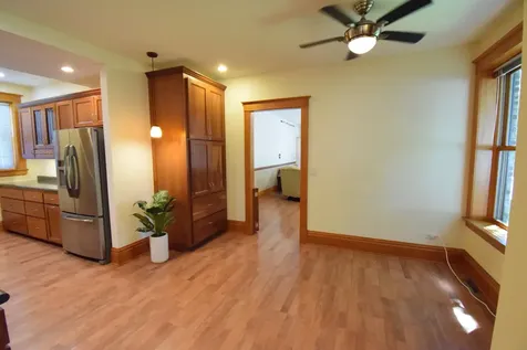 34 South La Fox Street South Elgin IL 60177