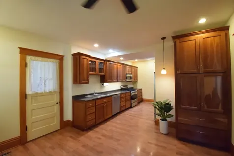 34 South La Fox Street South Elgin IL 60177