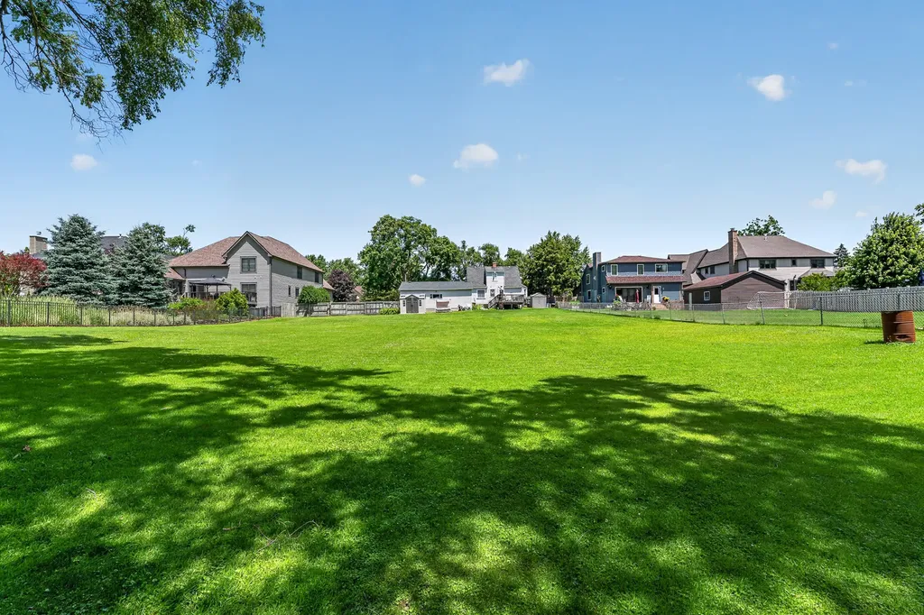 115 60TH Street Downers Grove IL 60516