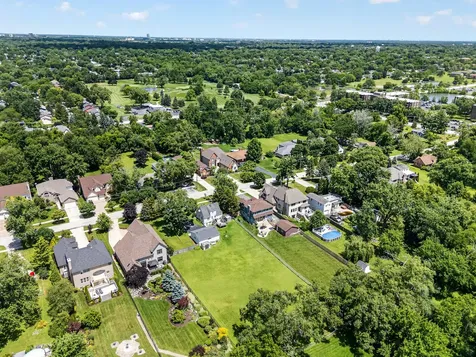 115 60TH Street Downers Grove IL 60516