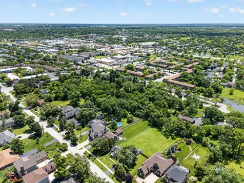 115 60TH Street Downers Grove IL 60516