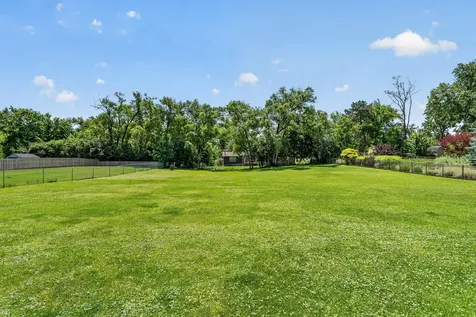 115 60TH Street Downers Grove IL 60516