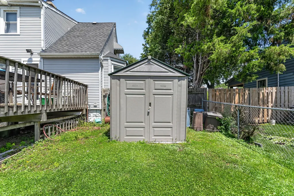 115 60TH Street Downers Grove IL 60516