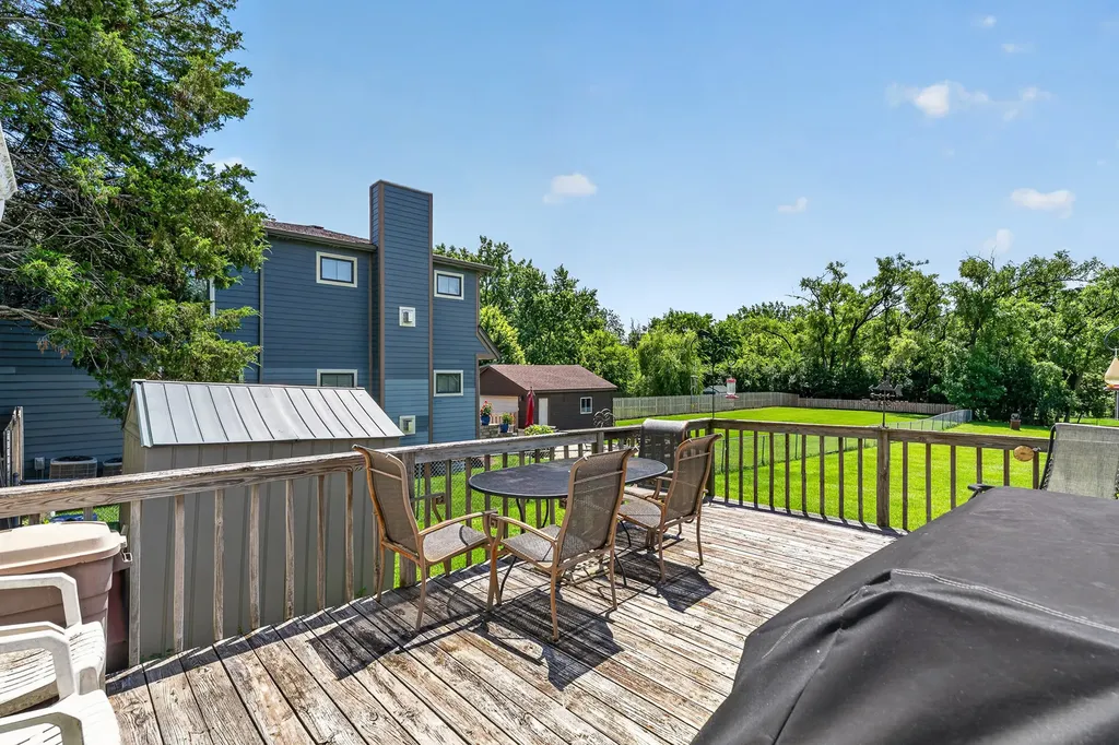 115 60TH Street Downers Grove IL 60516