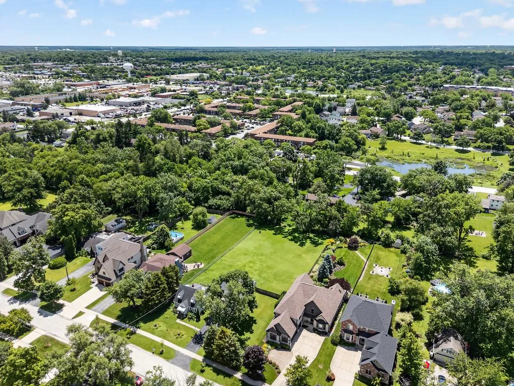 115 60TH Street Downers Grove IL 60516