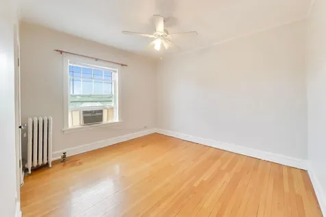 214 North Oak Park Avenue Oak Park IL 60302