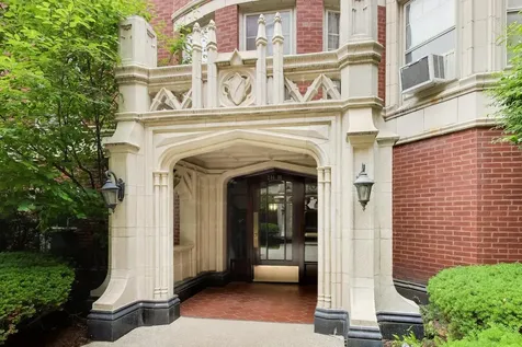 214 North Oak Park Avenue Oak Park IL 60302