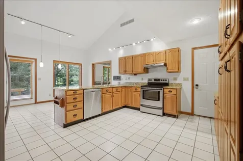 2 Stetson Drive Bloomington IL 61701