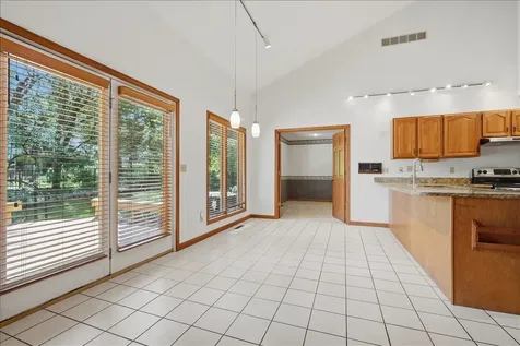 2 Stetson Drive Bloomington IL 61701