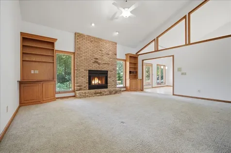 2 Stetson Drive Bloomington IL 61701
