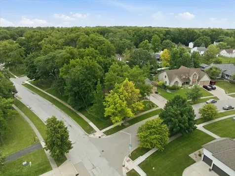 2 Stetson Drive Bloomington IL 61701