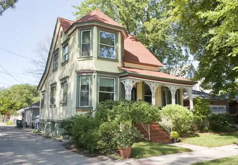 812 Augusta Street Oak Park IL 60302