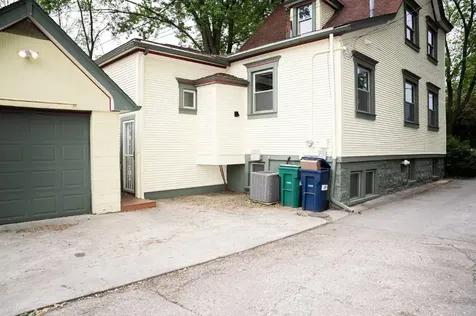 812 Augusta Street Oak Park IL 60302