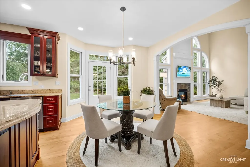 706 Wehrli Drive Naperville IL 60540