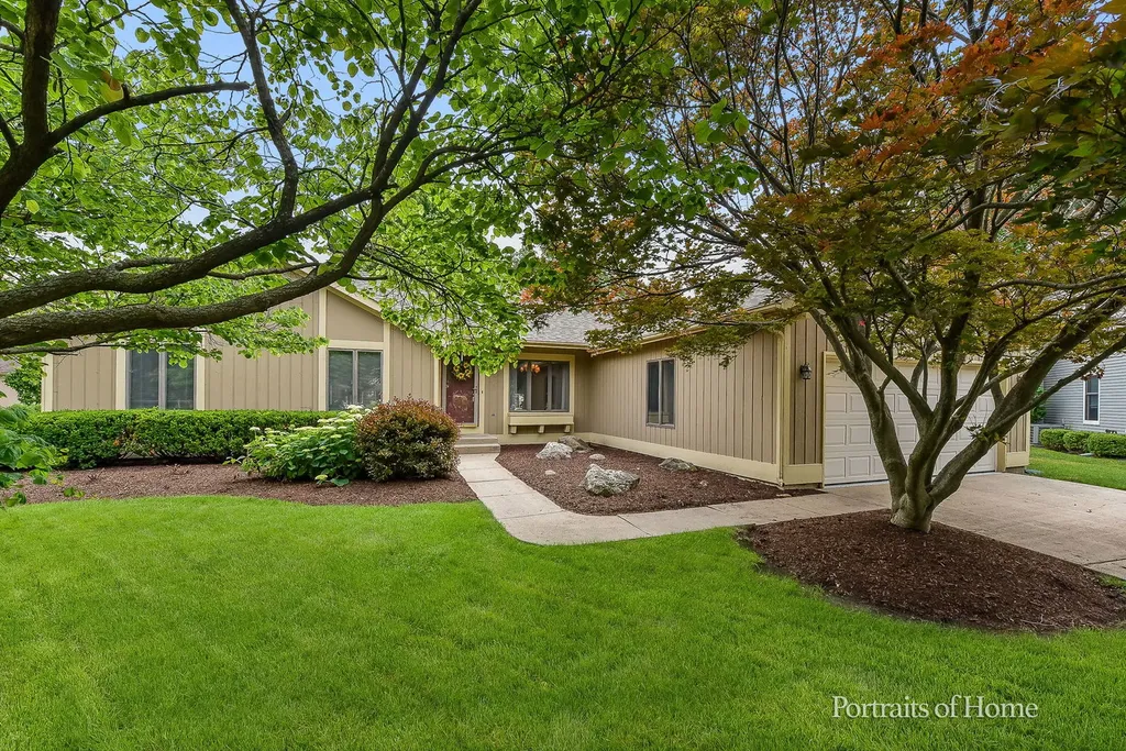 674 Honeysuckle Drive Naperville IL 60540