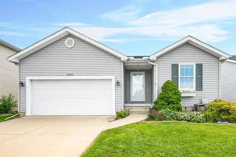 2436 Grey Fox Trail Bloomington IL 61705