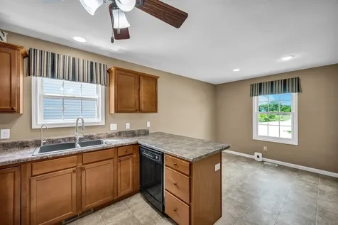 2436 Grey Fox Trail Bloomington IL 61705